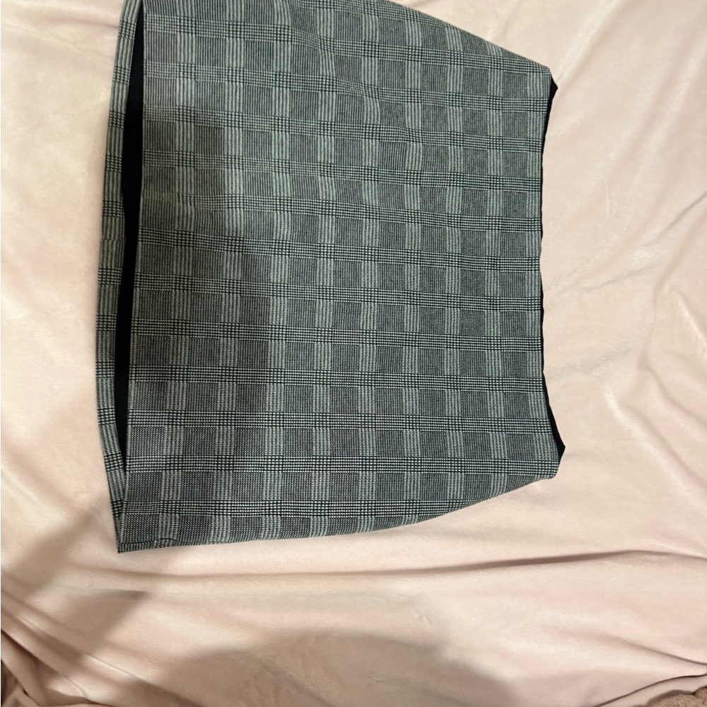 Classic Plaid Mini Skirt - Black & Gray